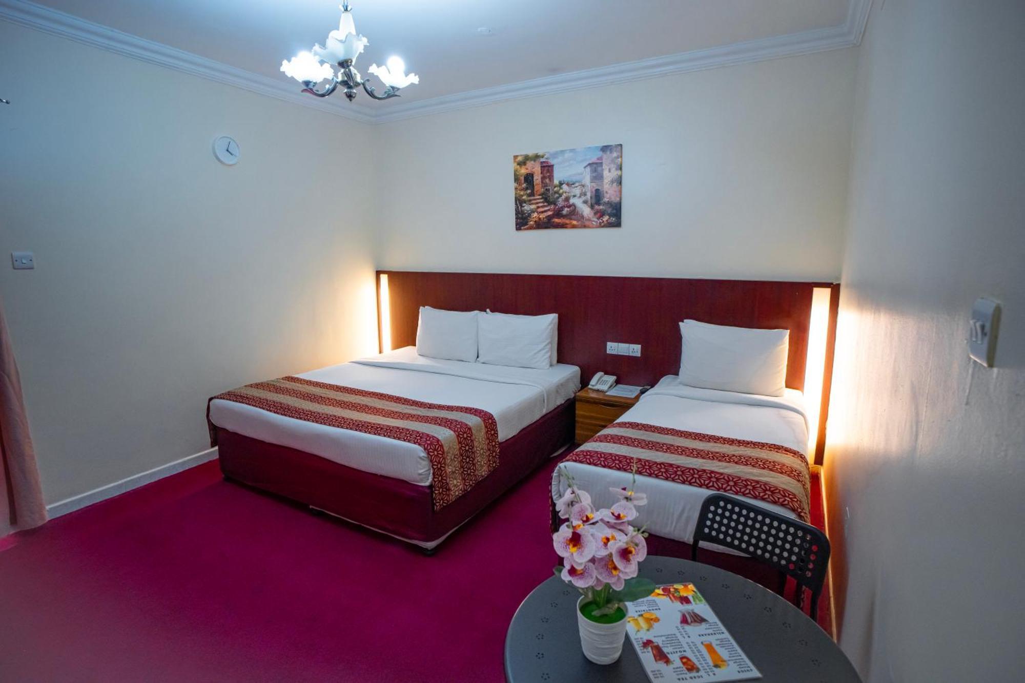 Al Karnak Hotel ดูไบ ภายนอก รูปภาพ