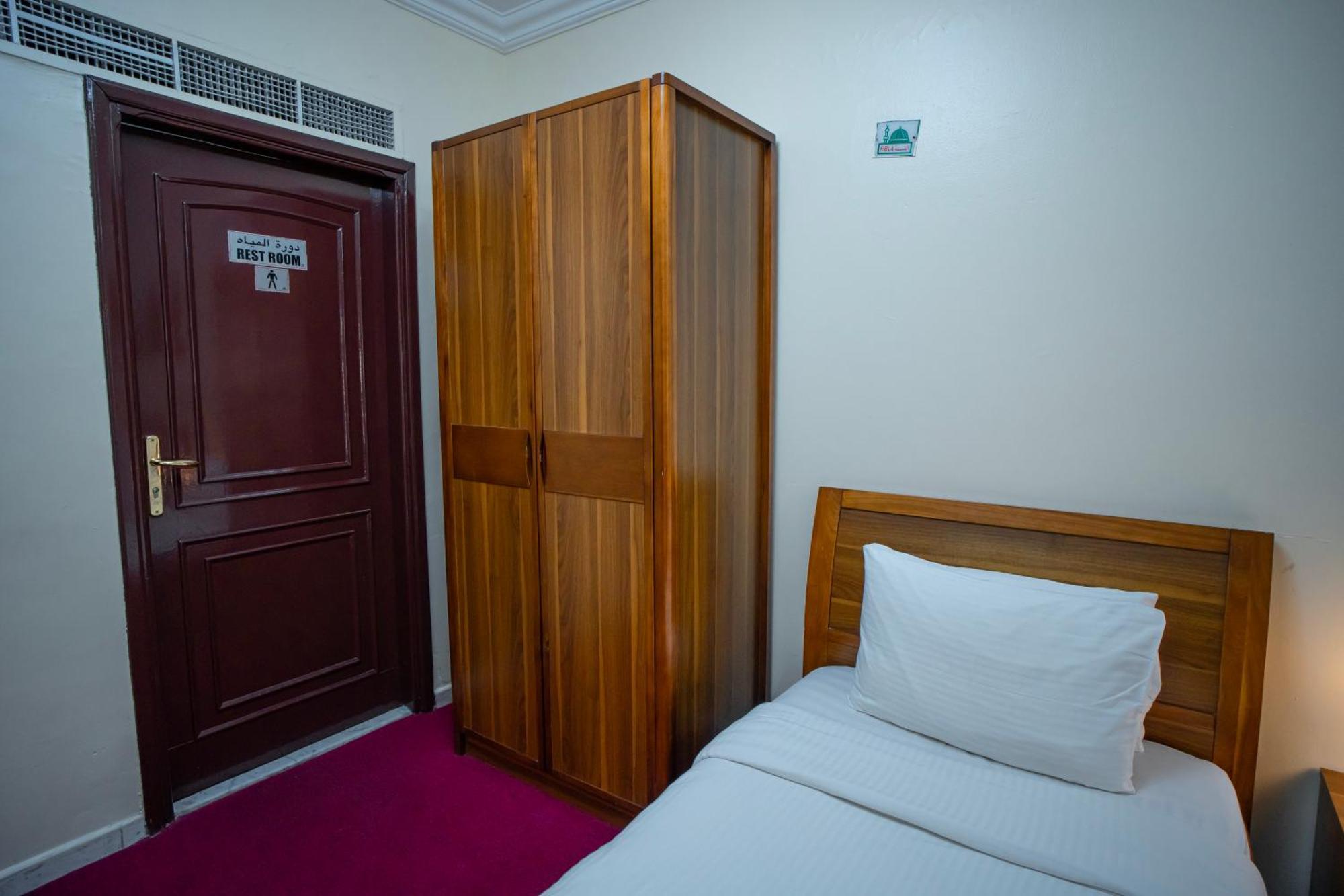 Al Karnak Hotel ดูไบ ภายนอก รูปภาพ