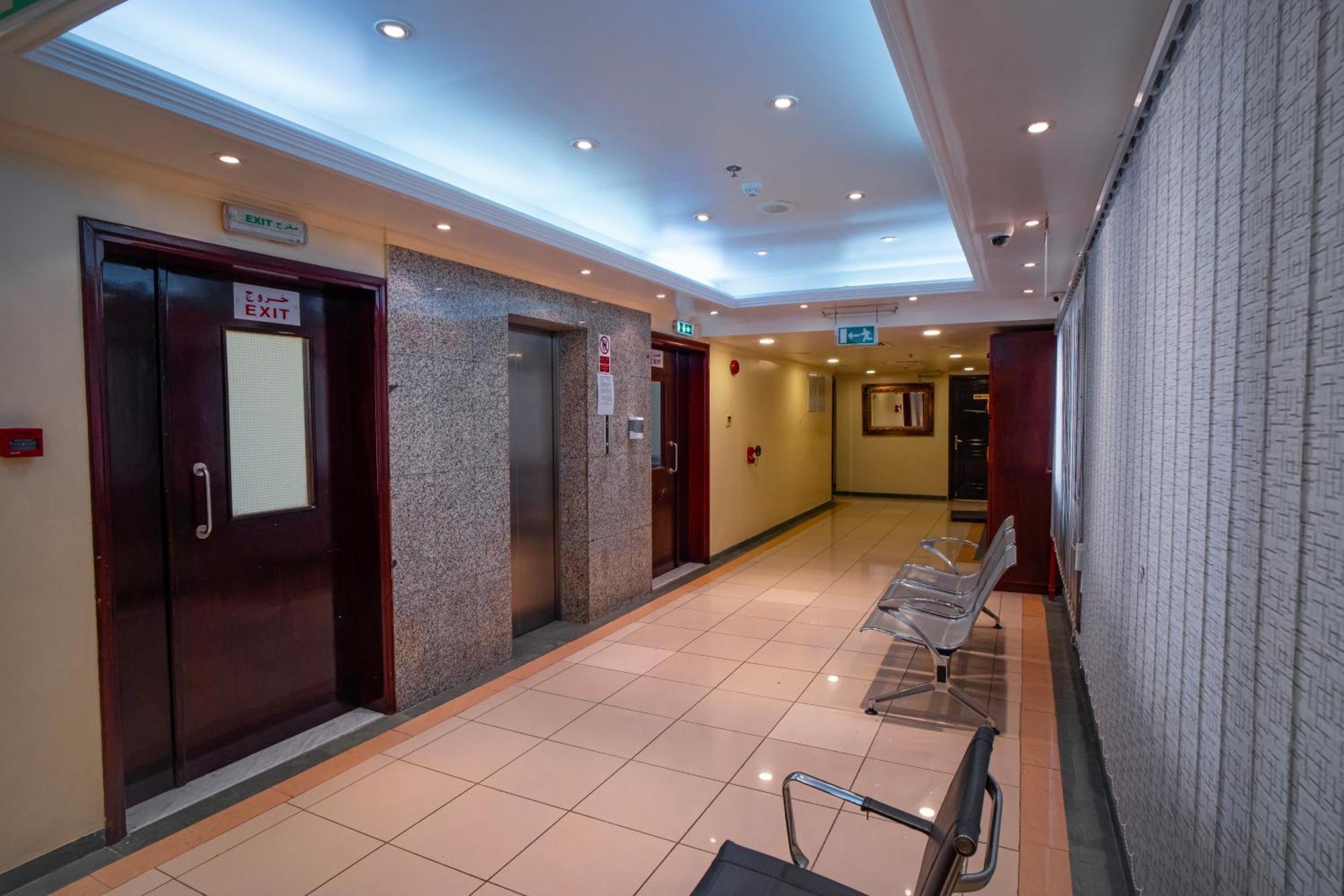 Al Karnak Hotel ดูไบ ภายนอก รูปภาพ